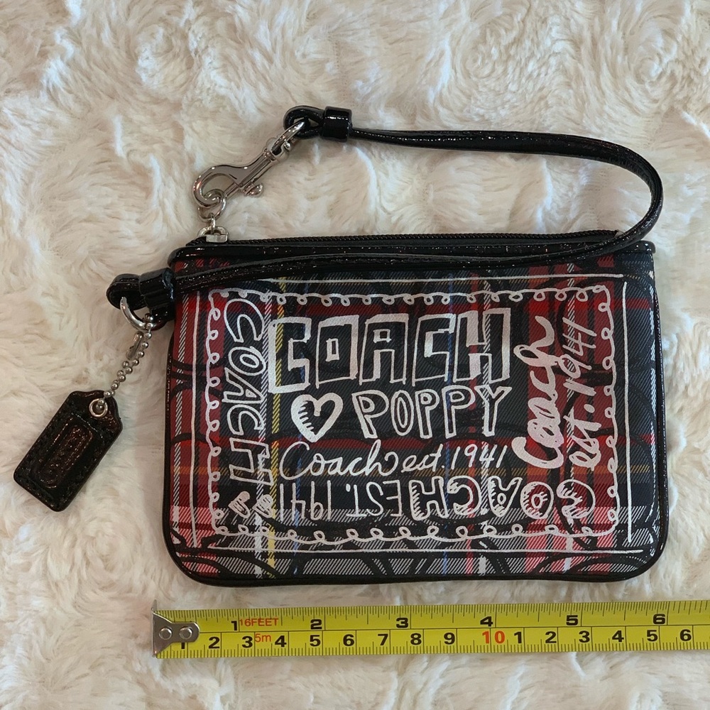 Coach Poppy Wristlet